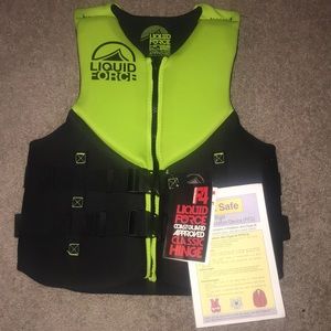 Liquid Force Life vest